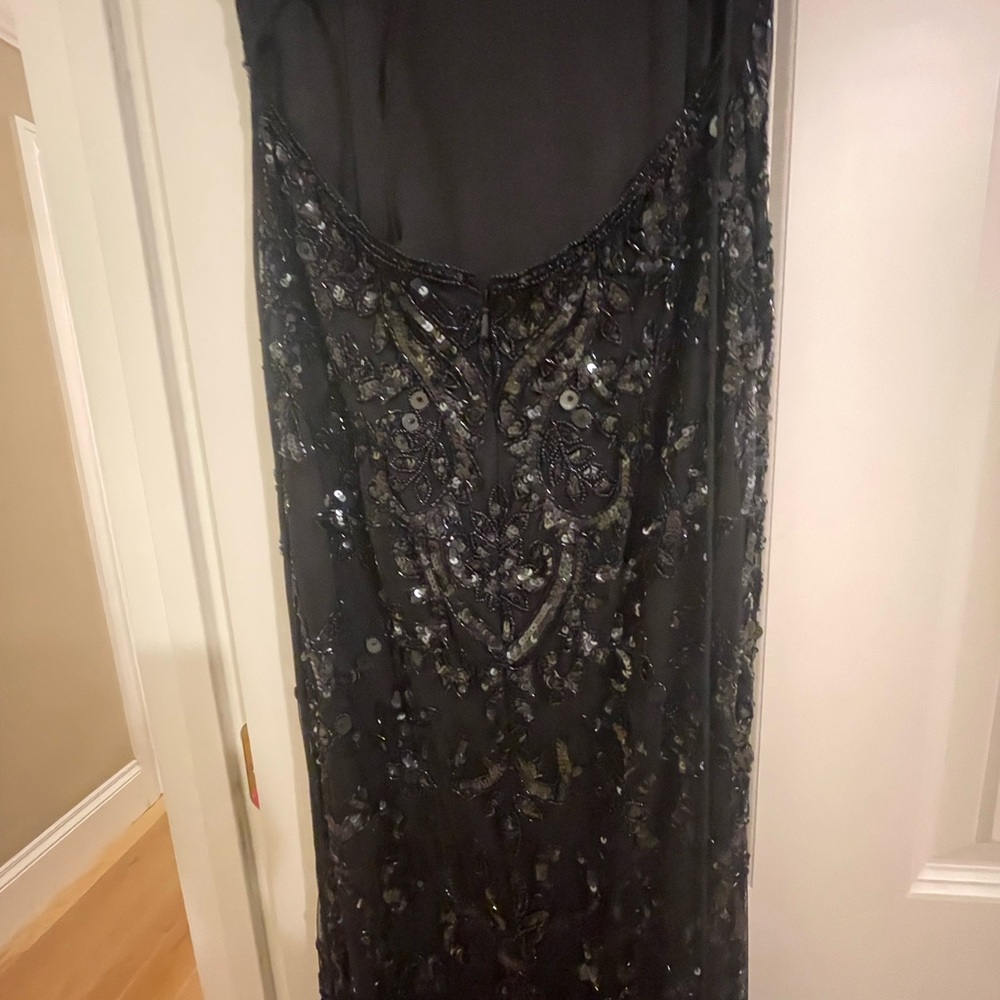 Sherrie Hill black Prom dress 54329 Beaded gown with deep 
V-neckline Sz2 Black - Picture 15 of 16